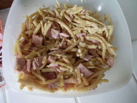 RECIPE MAIN IMAGE Jambon herta à la broche et haricots jaune en salade